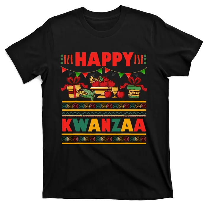 Happy Kwanzaa Kinara Candles African American Christmas Xmas T-Shirt