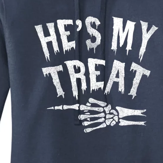 Hes My Treat Funny Halloween Matching Couple Costume Meaningful Gift Women's Pullover Hoodie