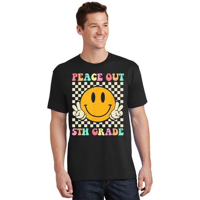 Hippie Peace Out 5th Grade Teacher Last Day Of School T-Shirt