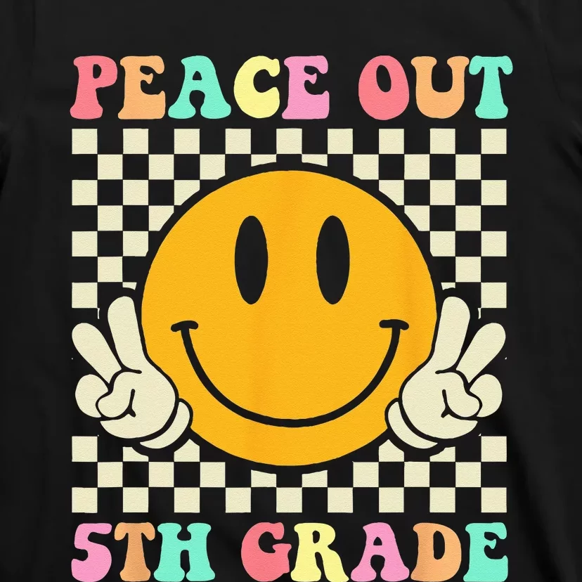 Hippie Peace Out 5th Grade Teacher Last Day Of School T-Shirt