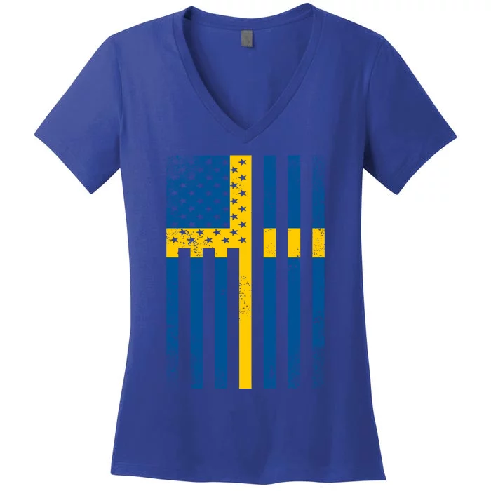 Half Swedish Flag Vintage American Inside Me Usa Gift Great Gift Women's V-Neck T-Shirt