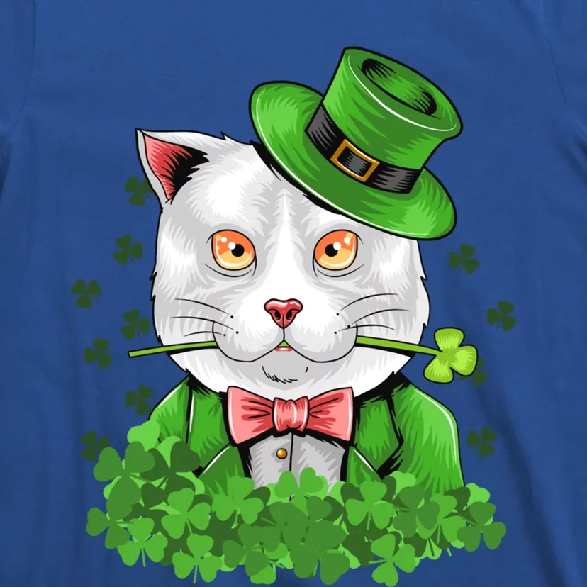 Happy St Patrick's Day St Patrick's Day Cat Luck Cute Gift T-Shirt