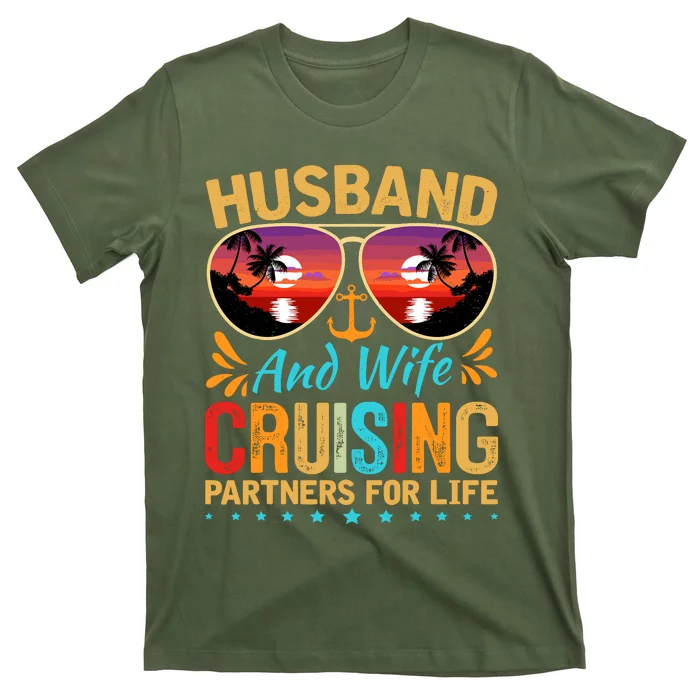 Husband Wife Cruising 2024 Cruise Vacation Couples Trip T-Shirt