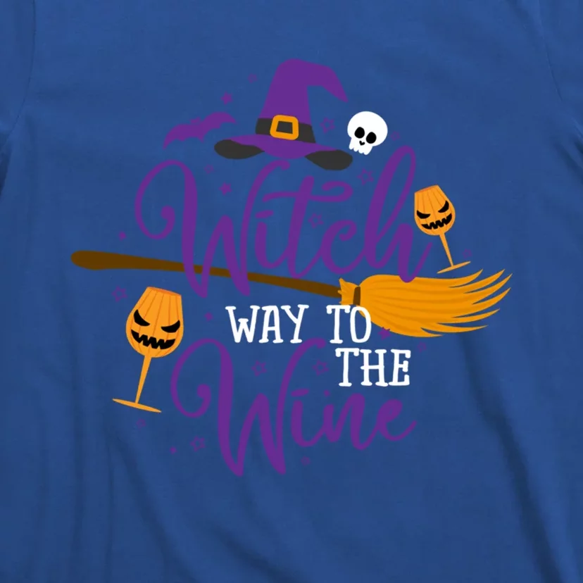 Halloween Witch Way To The Wine Great Gift T-Shirt