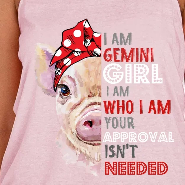 I Am Gemini Who Loves Pigs Star Sign Zodiac Gift Women's Knotted Racerback Tank