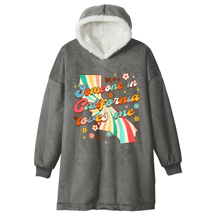 In California Baby Shower Someone Loves Me In California Hooded Wearable Blanket