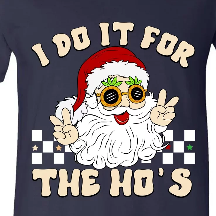 I Do It For The Hos Hippy Peace Santa Claus Christmas V-Neck T-Shirt