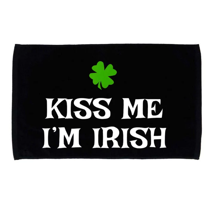 Irish Kiss Me Im Irish St Patricks Day Microfiber Hand Towel