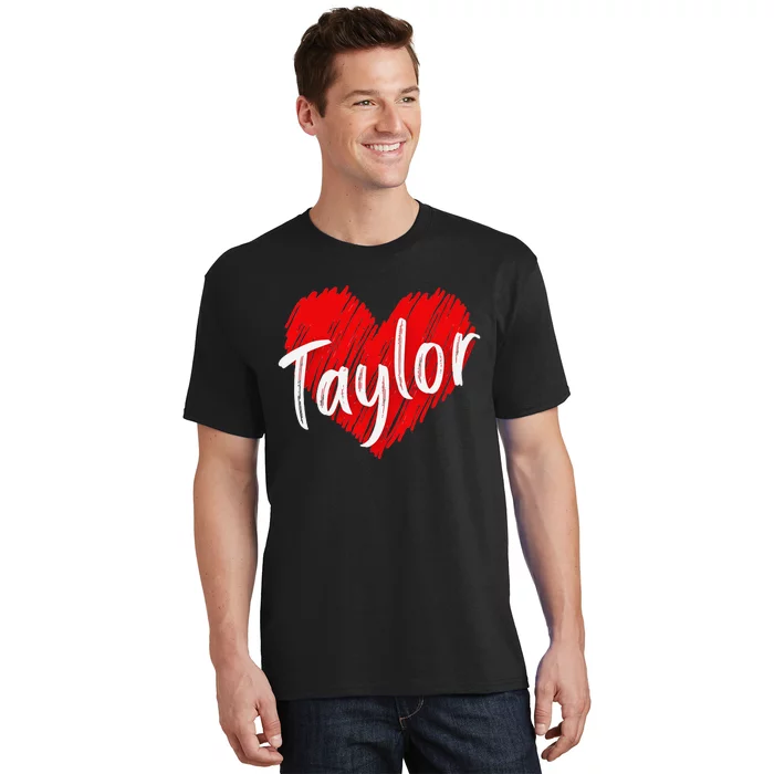 I Love Taylor Personalized Heart Design T-Shirt