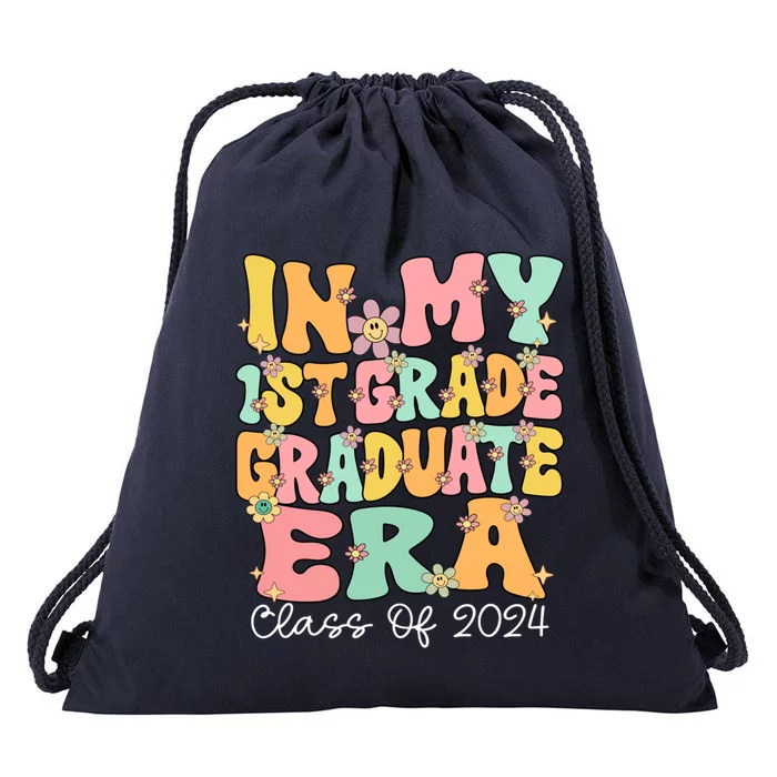 In My 1st Grade Graduate Era Groovy Last Day Of First Grade Gift Drawstring Bag