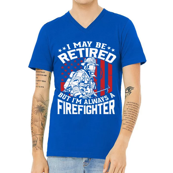 I May Be Retired Firefighter Rente Feuerwehr Funny Gift V-Neck T-Shirt