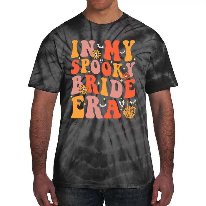 In My Spooky Bride Era Groovy Halloween Wedding Bachelorette Tie-Dye T-Shirt