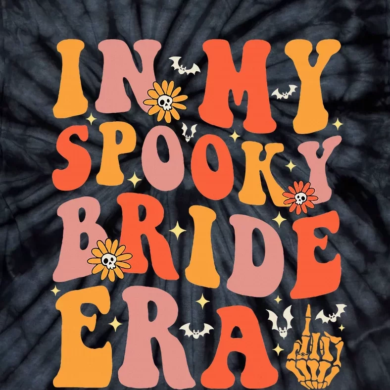 In My Spooky Bride Era Groovy Halloween Wedding Bachelorette Tie-Dye T-Shirt