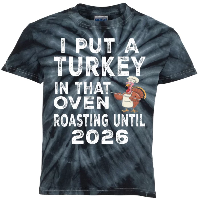 I Put Turkey In That Oven 2026 Funny Thanksgiving Pregnancy Kids Tie-Dye T-Shirt