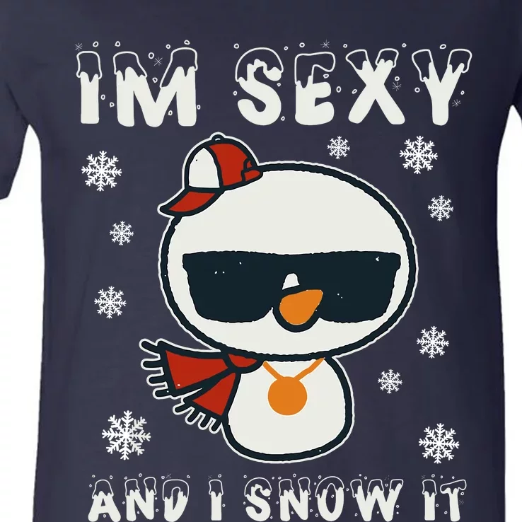 Im Sexy And I Snow It Retro Funny Snowman V-Neck T-Shirt