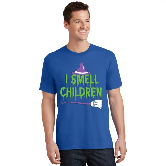 I Smell Children Spooky Halloween Witch Great Gift T-Shirt