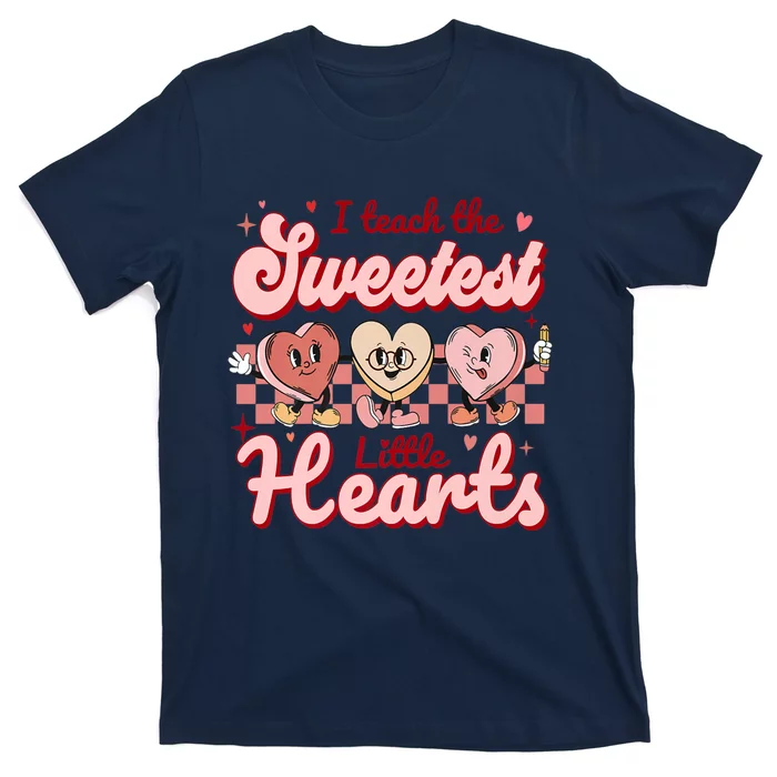 I Teach The Sweetest Hearts Retro Teacher Valentines Day T-Shirt