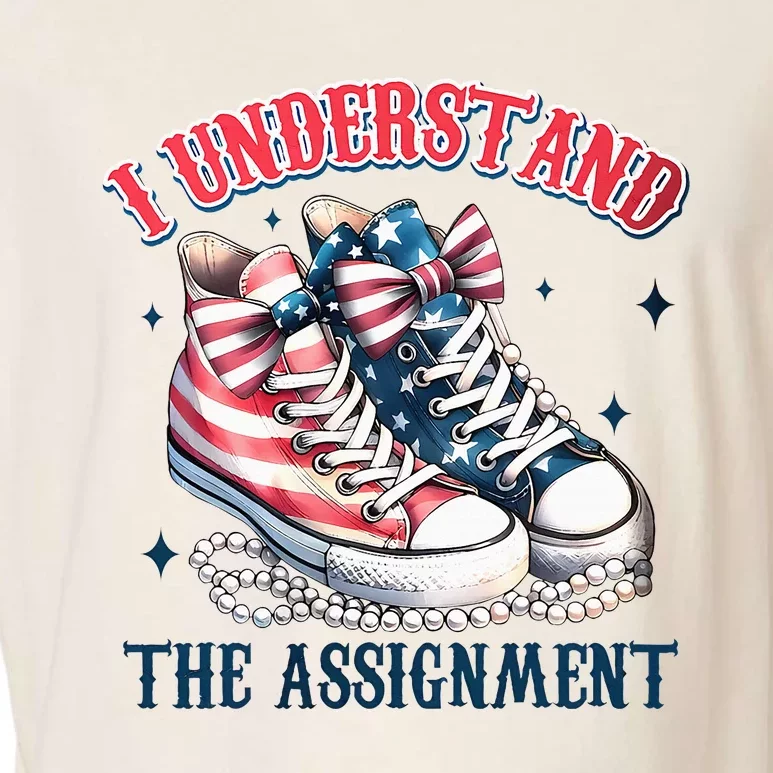 I Understand The Assignment Chucks And Pearls Election 2024 Garment-Dyed Women's Muscle Tee