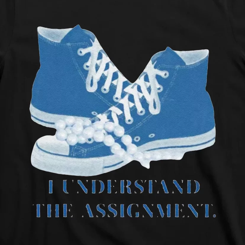 I Understand The Assignment Veterans For Kamala T-Shirt