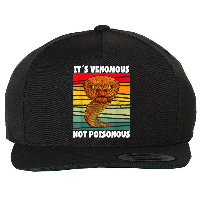 It´s Venomous Not Poisonous Retro Reptile Snake Wool Snapback Cap