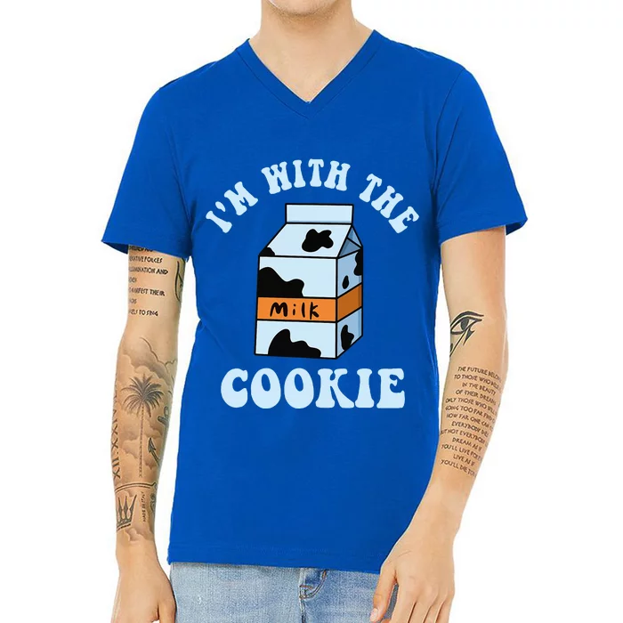 IM With The Cookie And Milk Couples Matching Costumes V-Neck T-Shirt