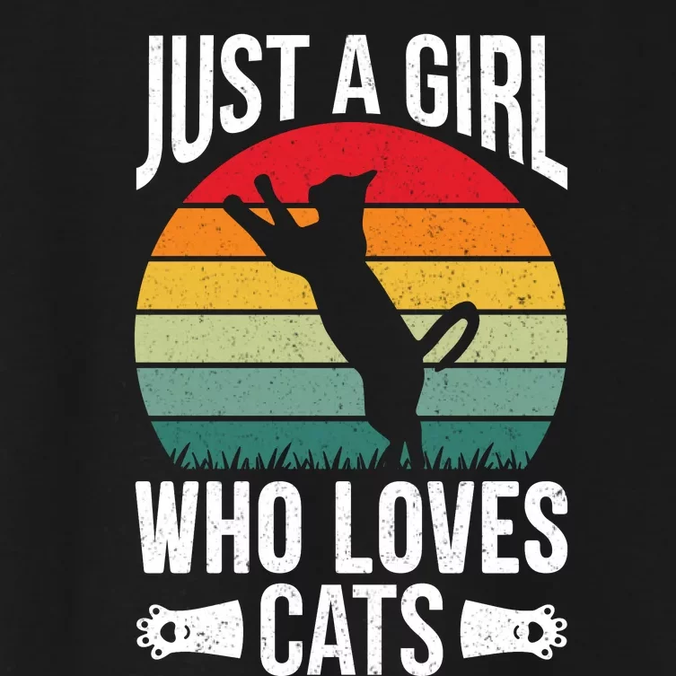 Just A Girl Who Loves Cats Graphic Women's Crop Top Tee