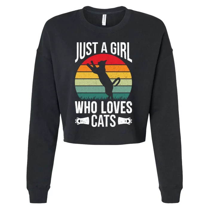 Just A Girl Who Loves Cats Graphic Cropped Pullover Crew