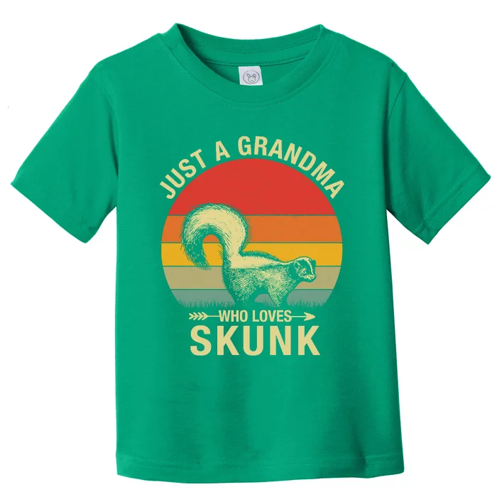 Just A Grandma Who Loves Skunk Funny Skunk Retro Toddler T-Shirt