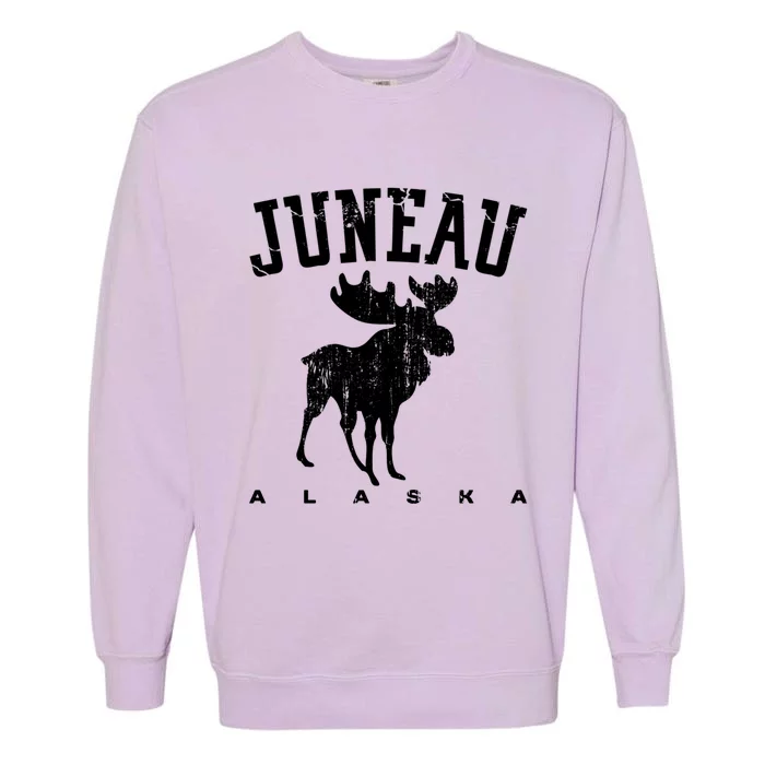 Juneau Alaska Moose Family Hiking Camping Trip Retro Vintage Gift Garment-Dyed Sweatshirt