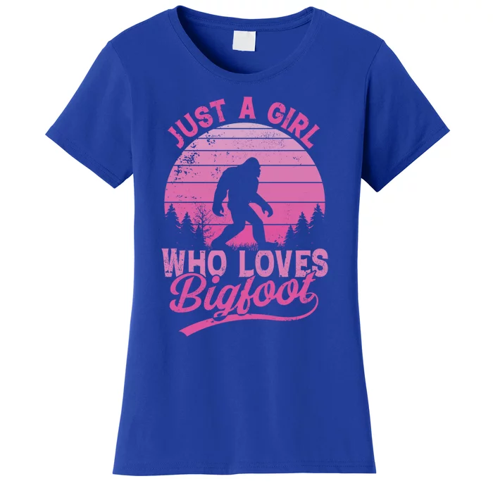 Just A Who Loves Bigfoot Hunting Bigfoot Sasquatch Cute Gift Women's T-Shirt