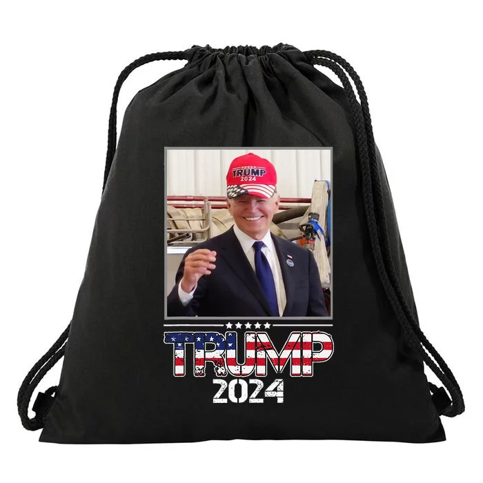 Joe Biden Wearing A Trump Hat Election 2024 Drawstring Bag