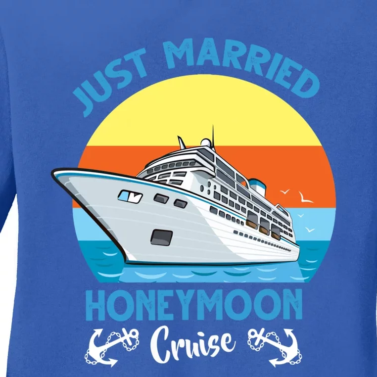 Just Got Married Honeymoon Cruise Couple Matching Gift Ladies Long Sleeve Shirt