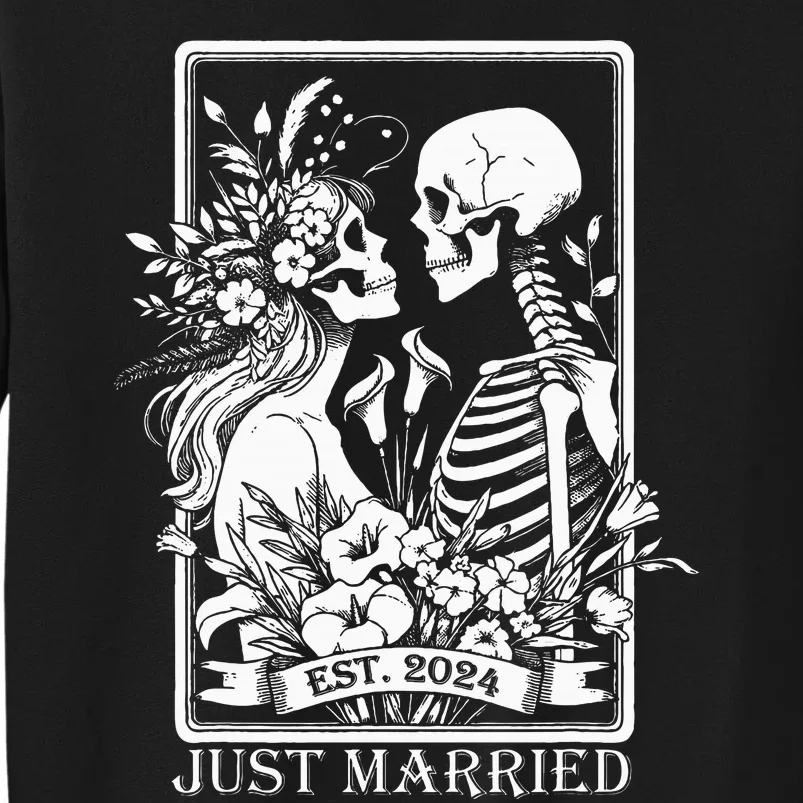 Just Married Est 2024 Halloween Skeleton Couples Tall Sweatshirt