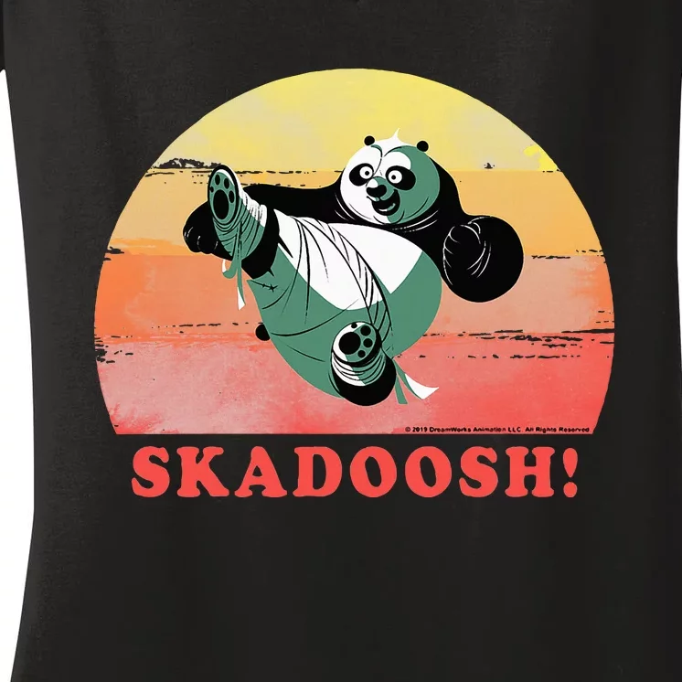 Kung Fu Panda Skadoosh Circle Portrait Women's V-Neck T-Shirt