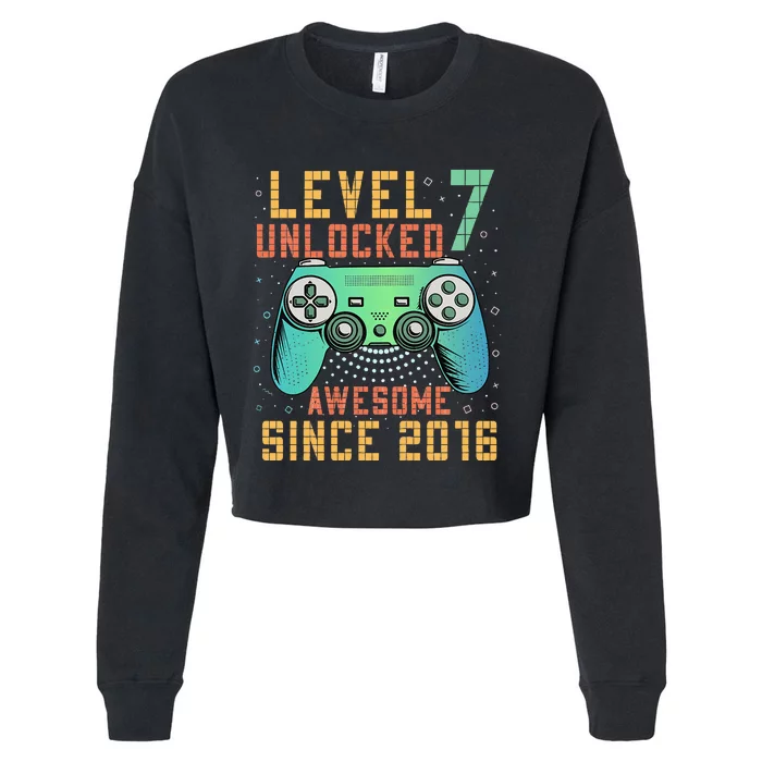 Kids Level 7 Unlocked 7th Birthday 7 Year Old Boy Gifts Gamer Cropped Pullover Crew