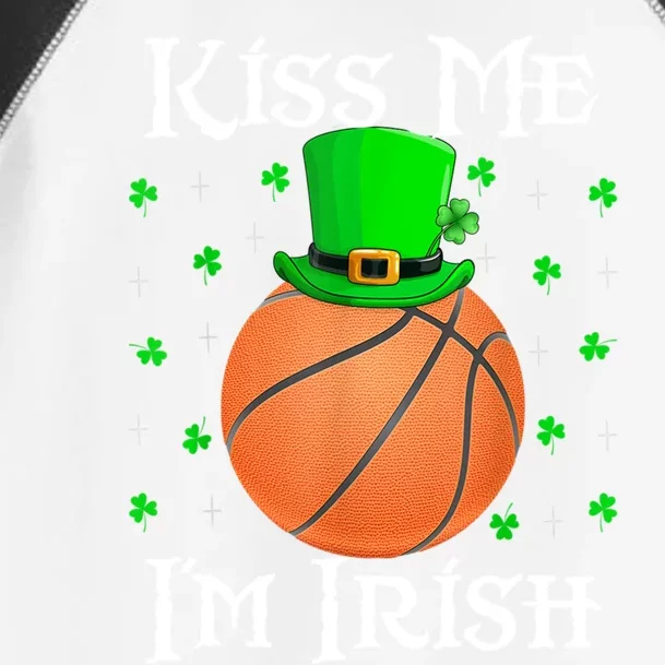 Kiss Me I'm Irish Leprechaun Hat Basketball St Patrick's Day Gift Toddler Fine Jersey T-Shirt