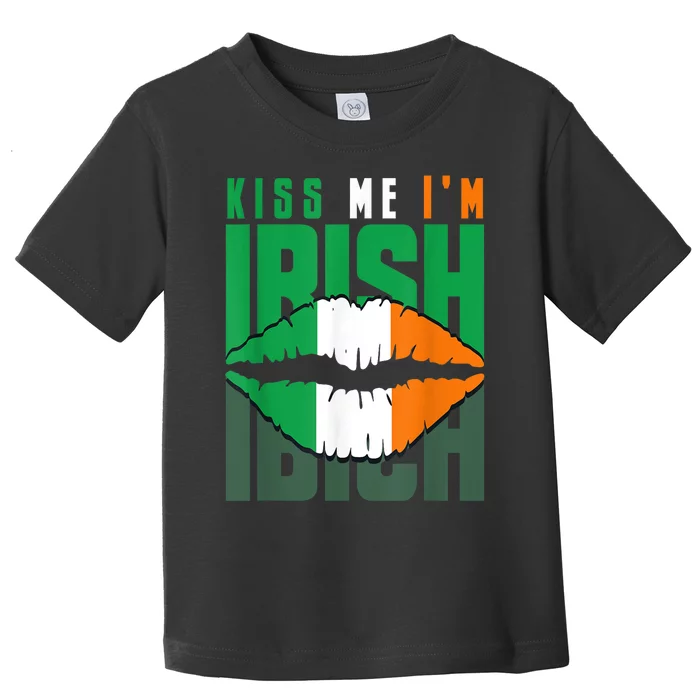 Kiss Me IM Irish St. PaddyS Day Irish Lads Or Ladies Toddler T-Shirt