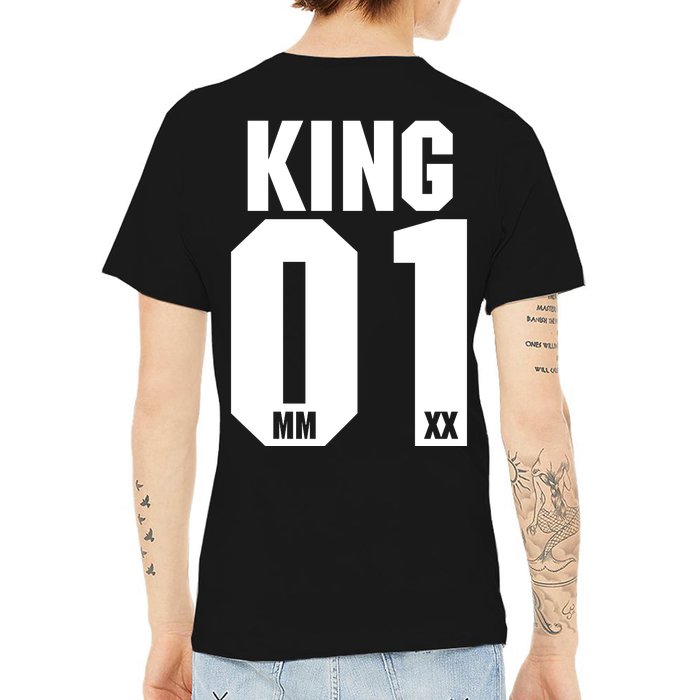 King & Queen 01 Family Matching Outfits King Dad Back Print V-Neck T-Shirt