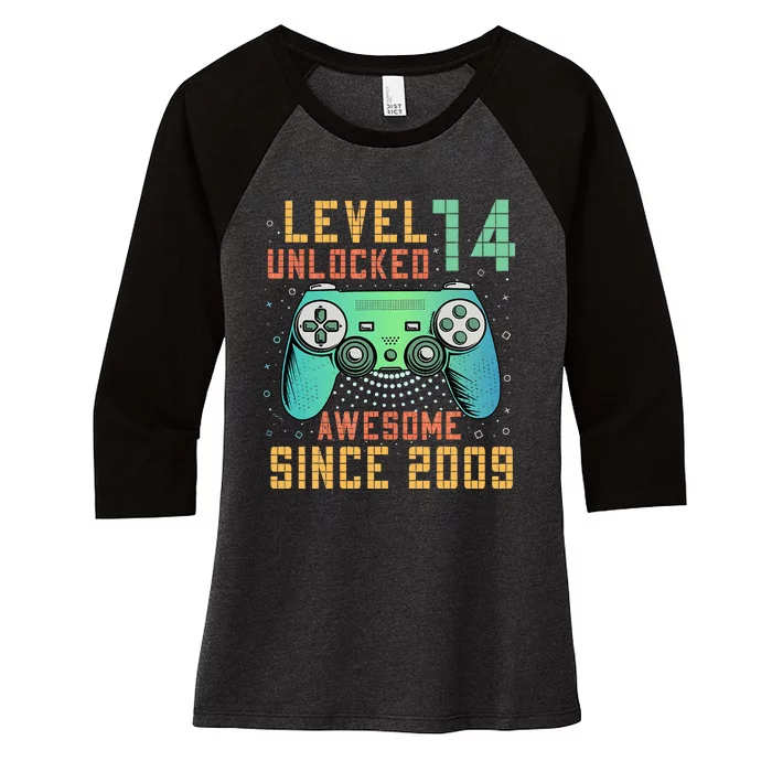 Level 14 Unlocked 14th Birthday 14 Year Old Boy Gifts Gamer Women's Tri-Blend 3/4-Sleeve Raglan Shirt