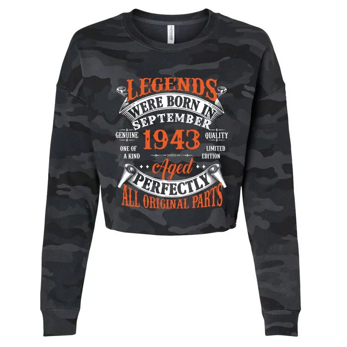 Legend 1943 Vintage 80th Birthday Born In september 1943 Cropped Pullover Crew