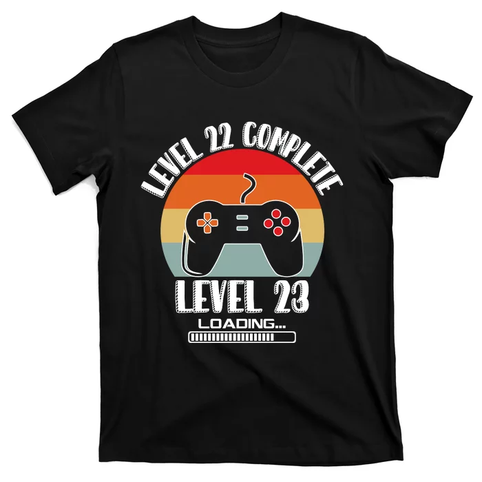 Level 22 Complete Level 23 Loading Vintage Birthday Video Game T-Shirt