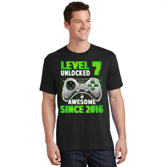 Level 7 Unlocked Video Game 7th Birthday Gamer Boys T-Shirt