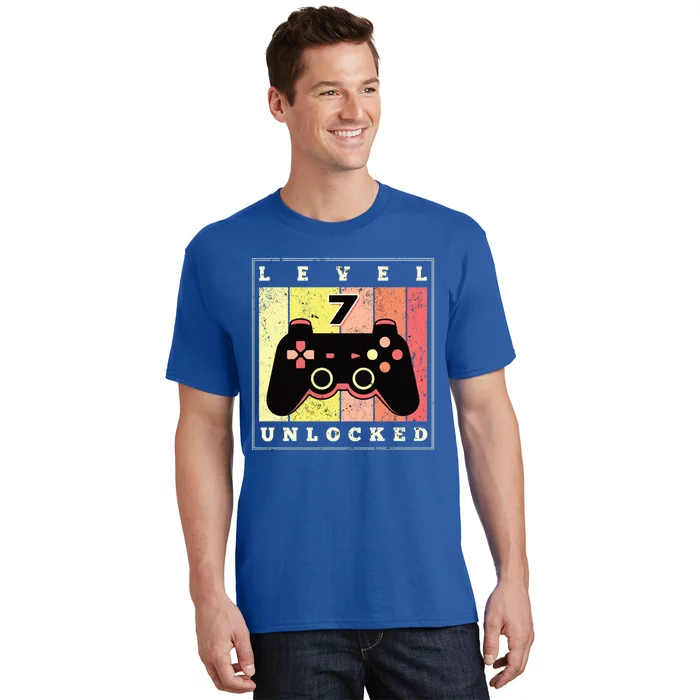 Level 7 Unlocked Funny Gamer 7th Birthday Retro Gaming Gift T-Shirt