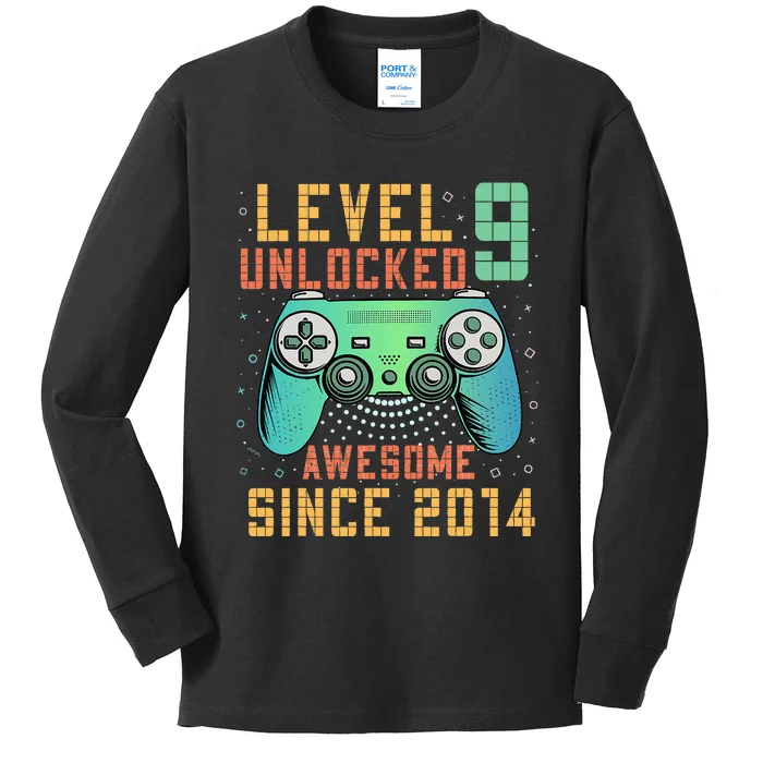 Level 9 Unlocked 9th Birthday 9 Year Old Boy Gifts Gamer Kids Long Sleeve Shirt