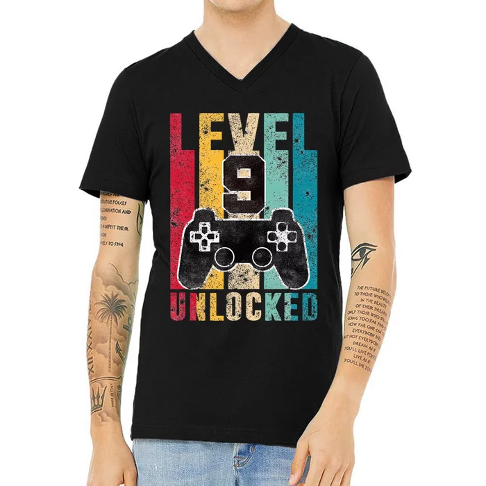 Level 9 Unlocked 9 Year Old Bday Gifts Gaming 9th Birthday V-Neck T-Shirt