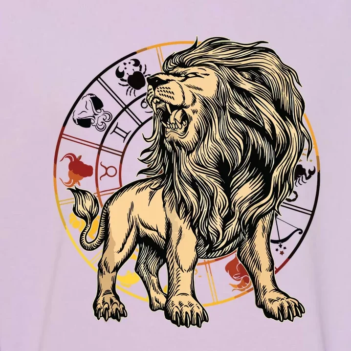 Leo Birthday Gift Born In July August Zodiac Leo Garment-Dyed Sweatshirt