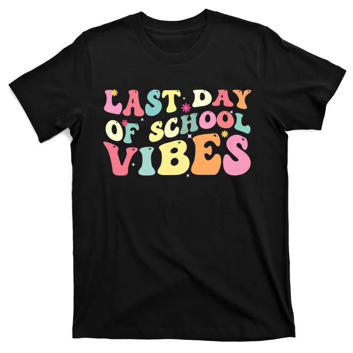 Last Day Of School Vibes Retro Vintage Teacher Graduation T-Shirt