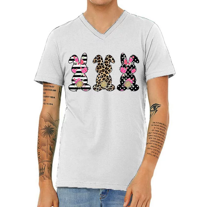 Leopard Easter Bunny Rabbit Trio Cute Easter V-Neck T-Shirt