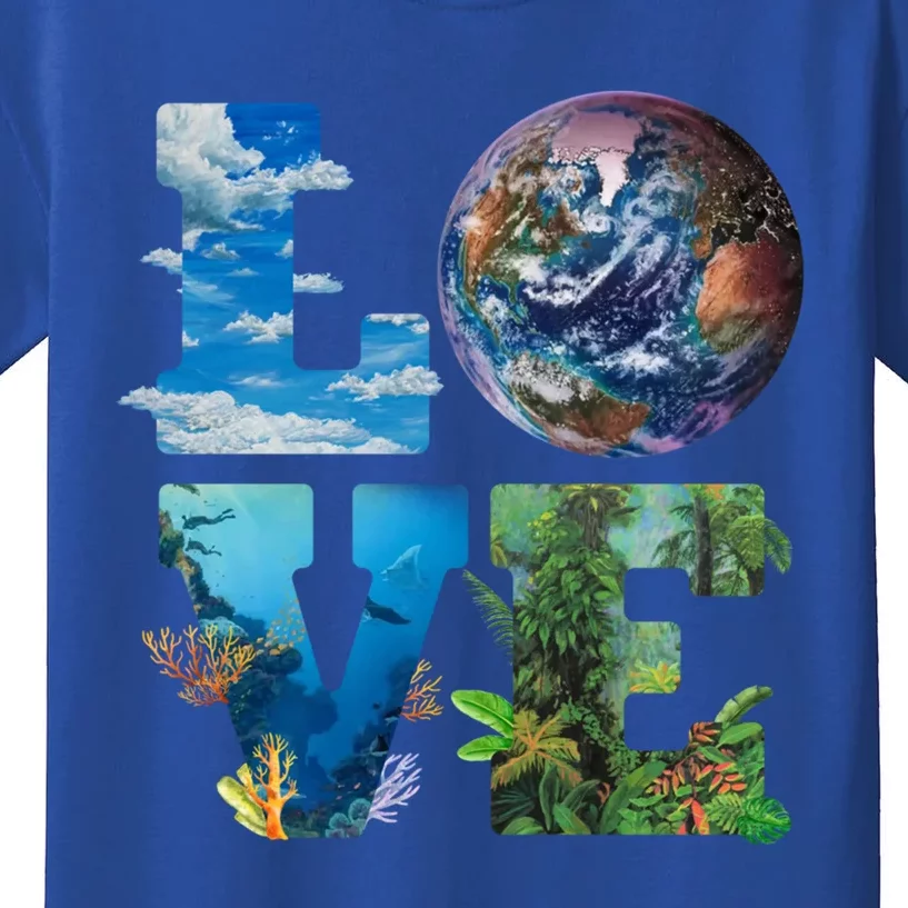 Love Earth Nature Lover Environtalist Love Earth Day Gift Kids T-Shirt