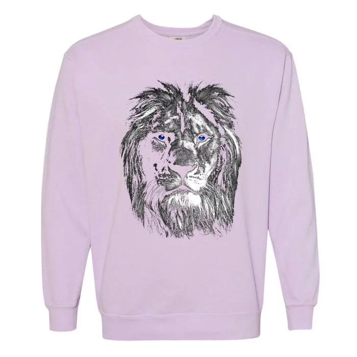 Lion Head With Blue Eyes For Lovers Lions King Of Animals Garment-Dyed Sweatshirt